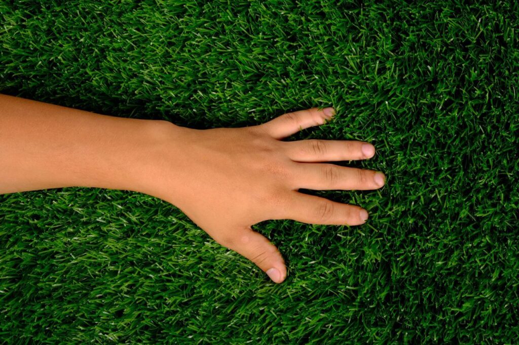 artificial turf hand